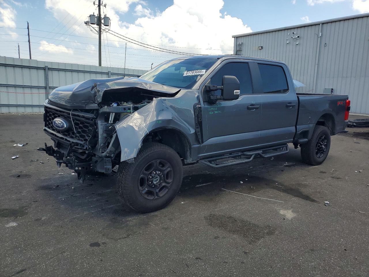 2023 Ford F350 Super Duty