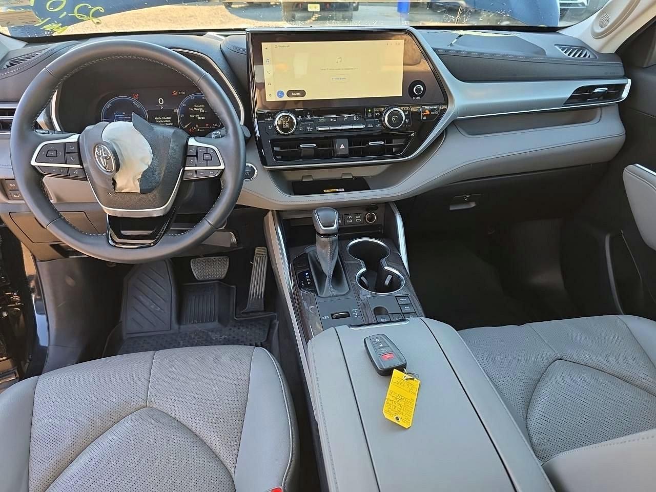 2023 Toyota Highlander Hybrid Platinum - Фото 7