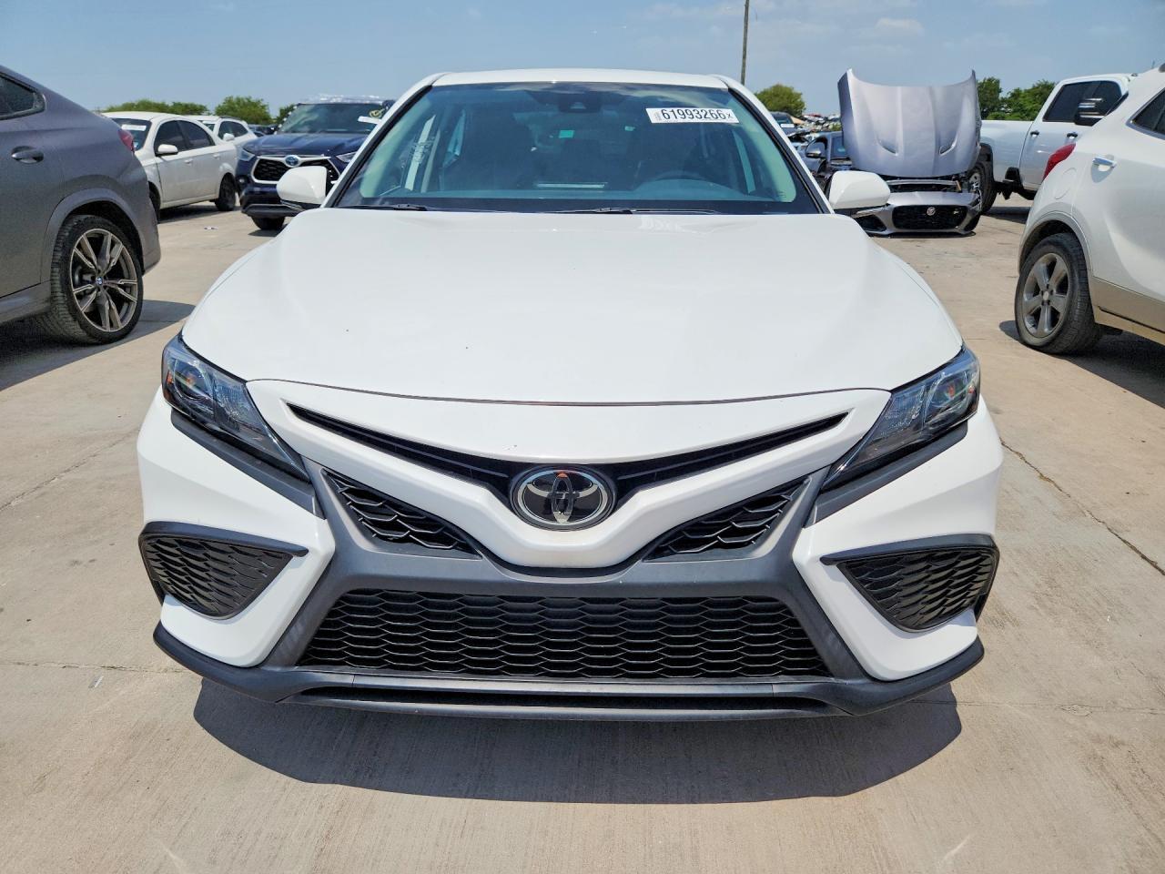 2024 Toyota Camry Se - Фото 5