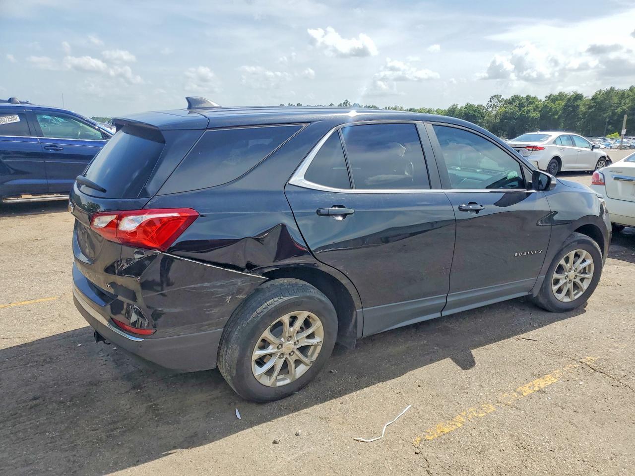 2021 Chevrolet Equinox Lt - Фото 3