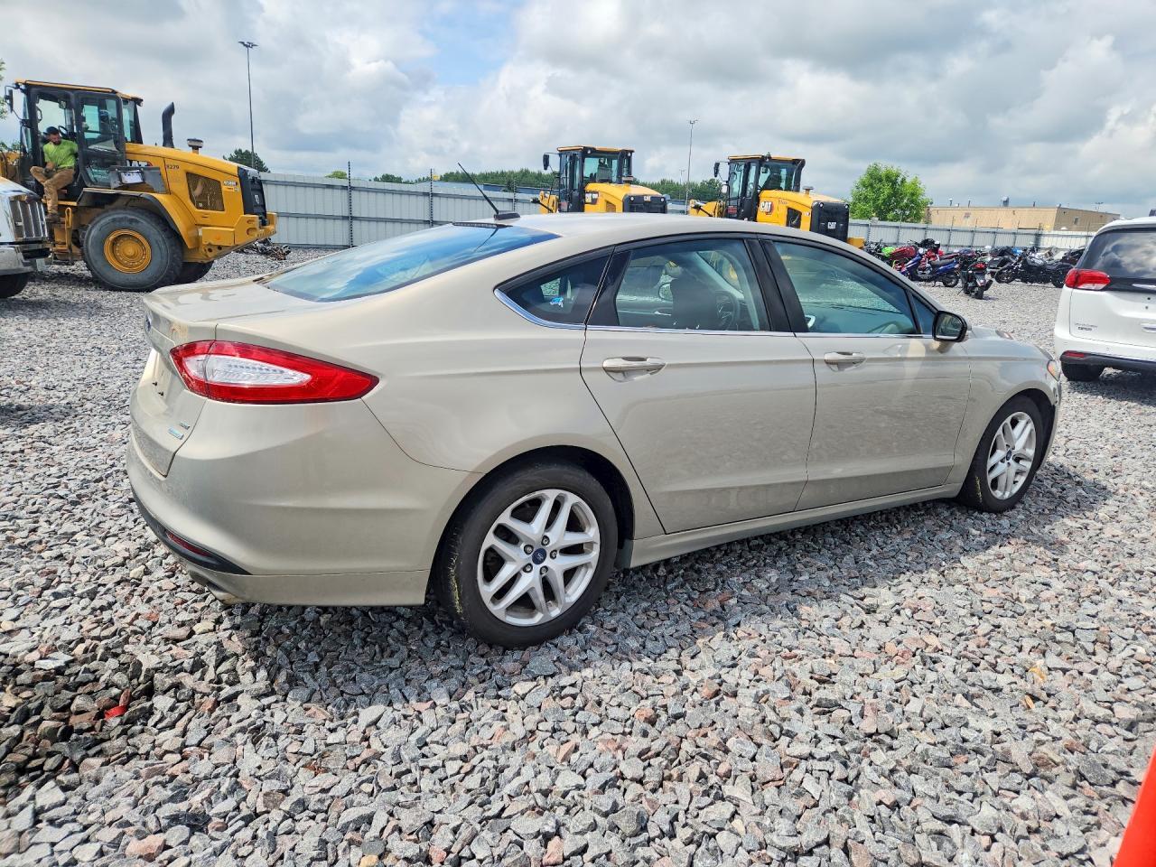 2015 Ford Fusion Se - Image 3