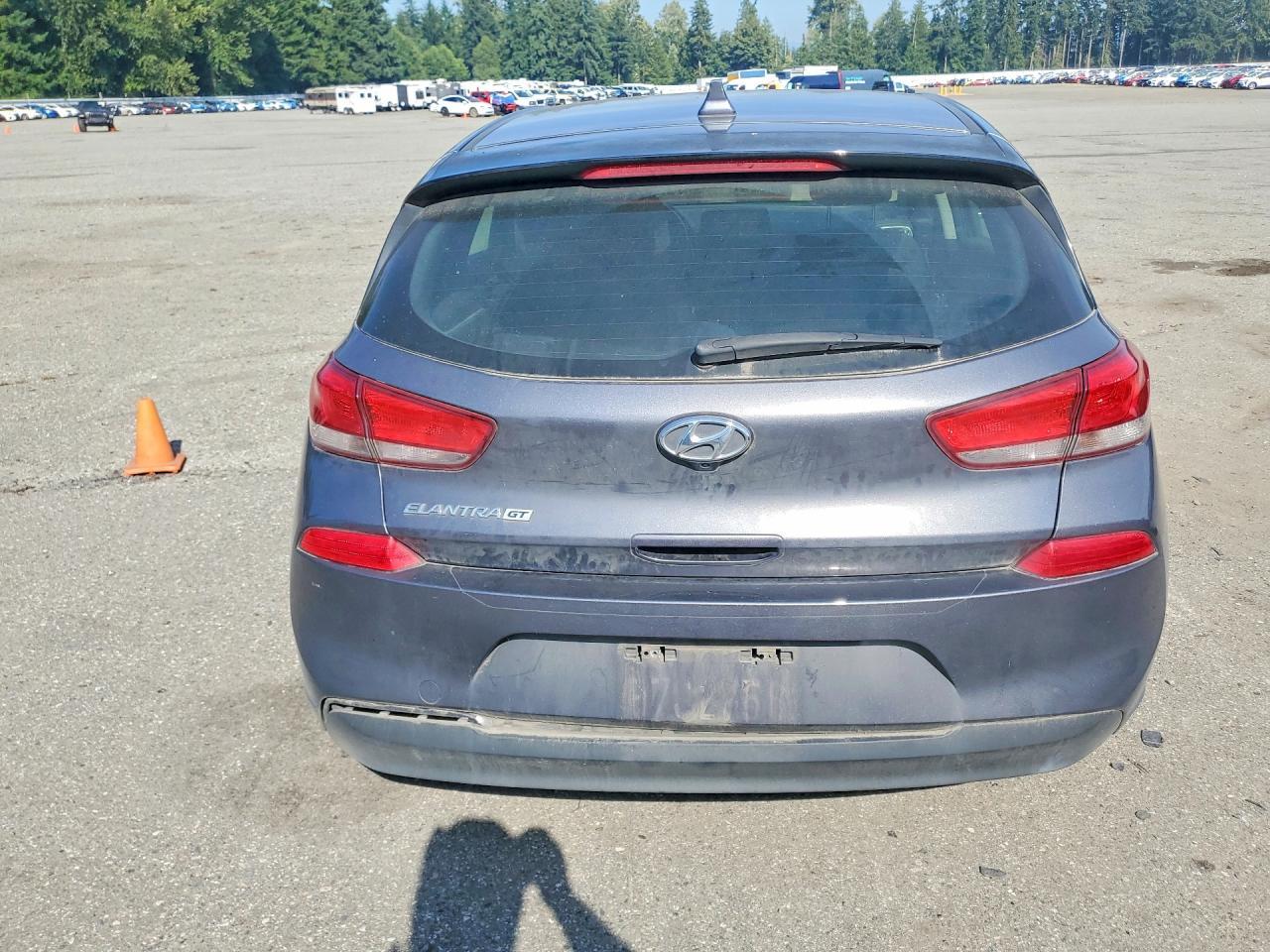 2019 Hyundai Elantra Gt Base - Фото 6