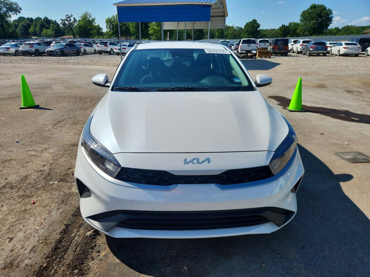 2024 Kia Forte Lxs - Image 5