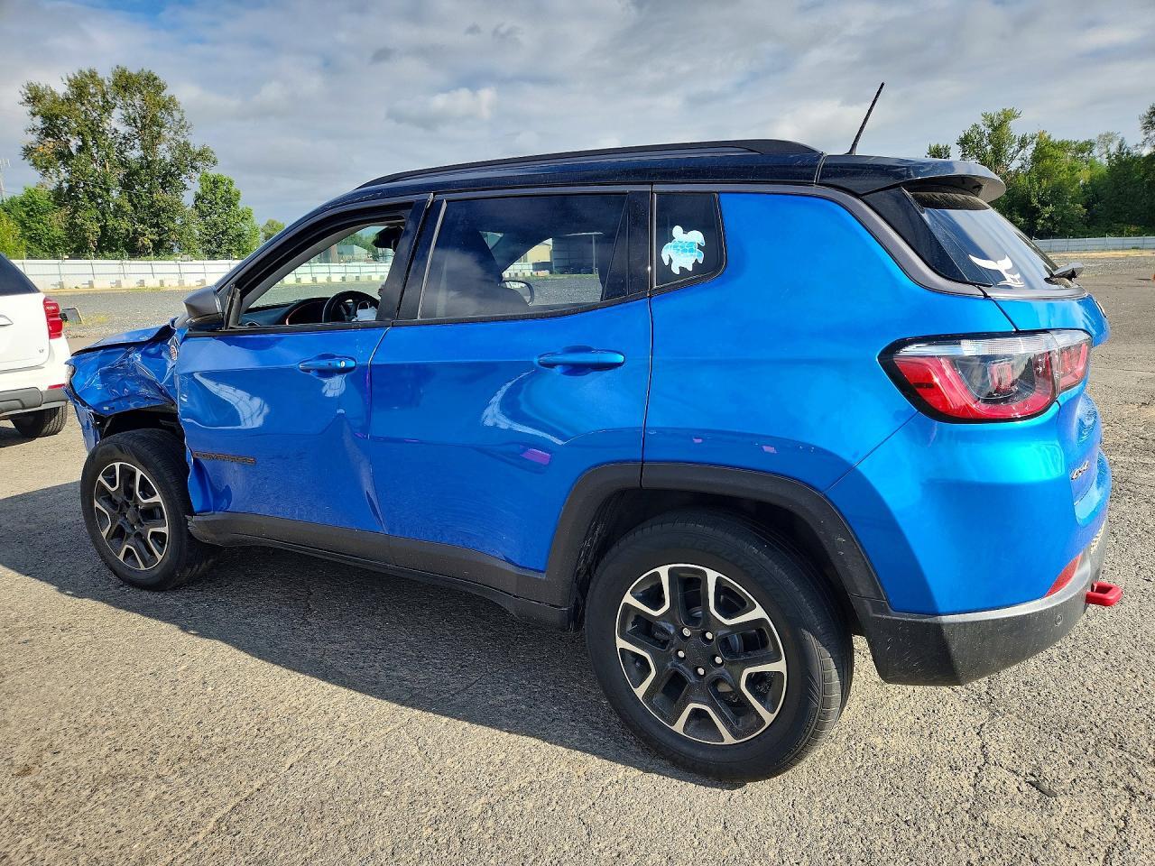 2021 Jeep Compass Trailhawk - Фото 2