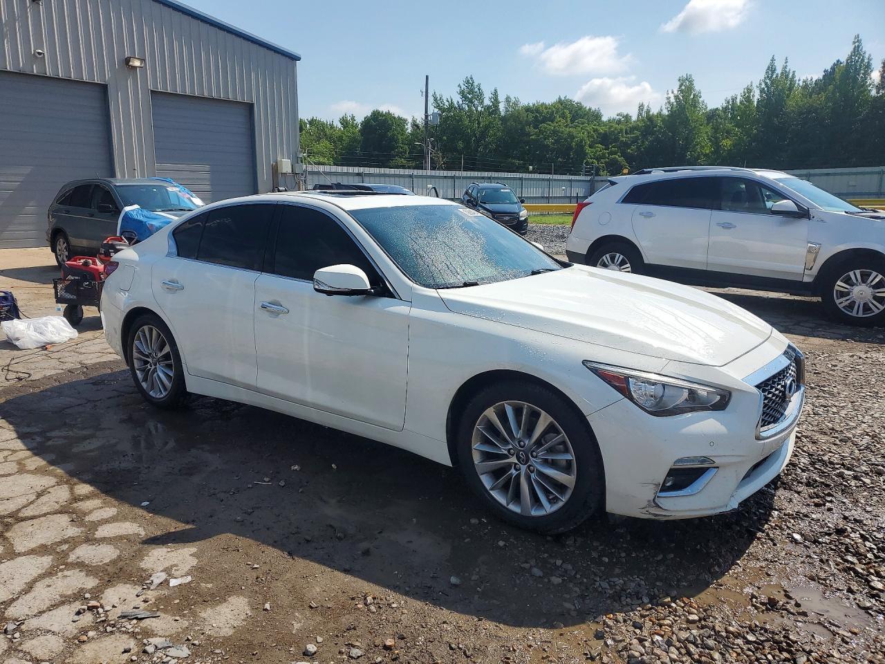 2021 Infiniti Q50 Luxe - Image 4