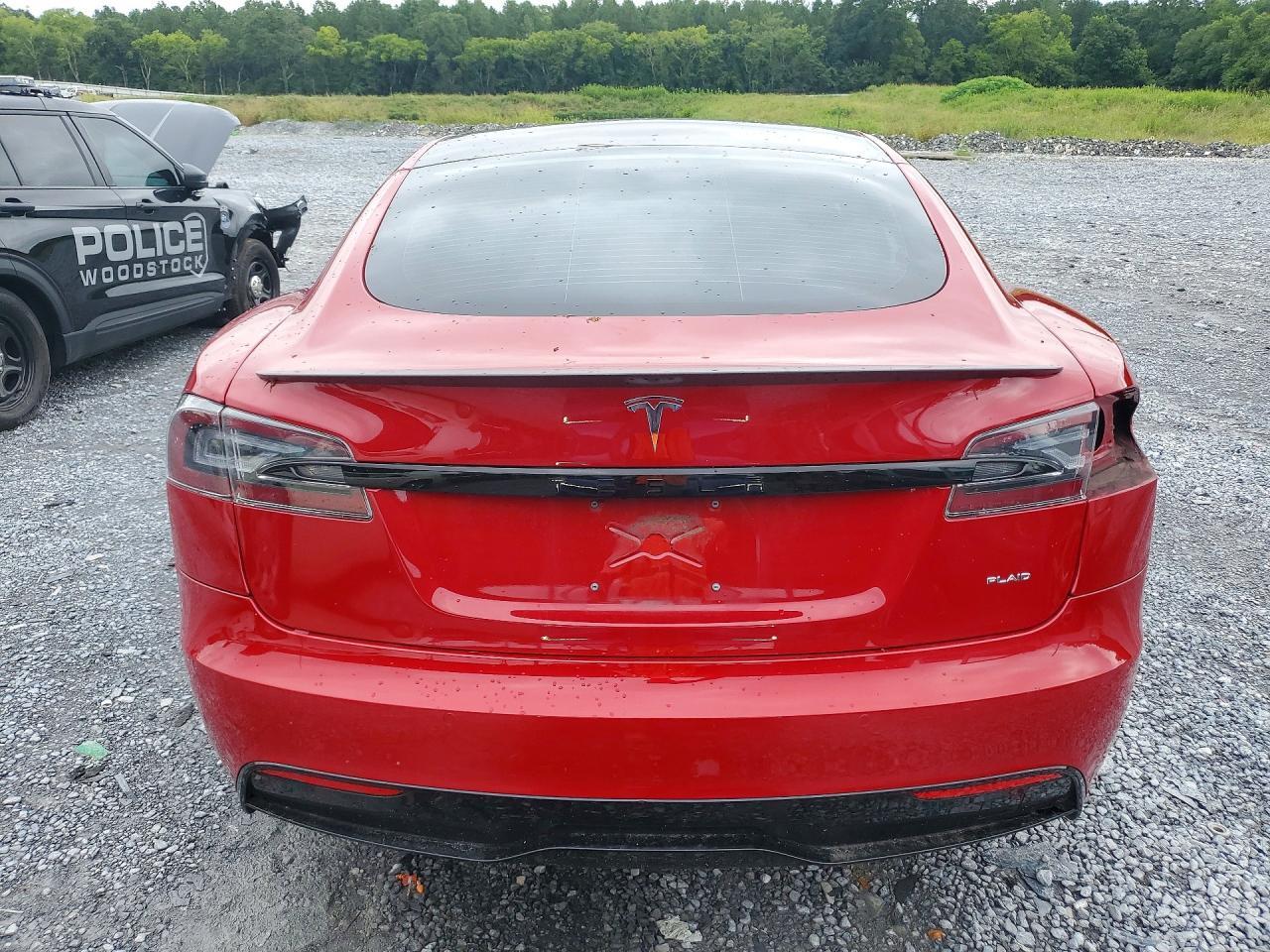 2022 Tesla Model S - Image 6