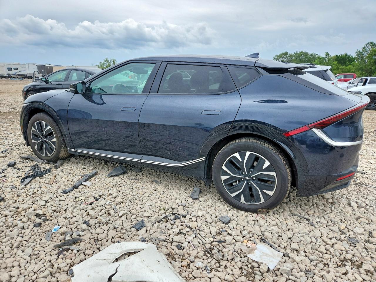 2024 Kia Ev6 Wind - Image 2