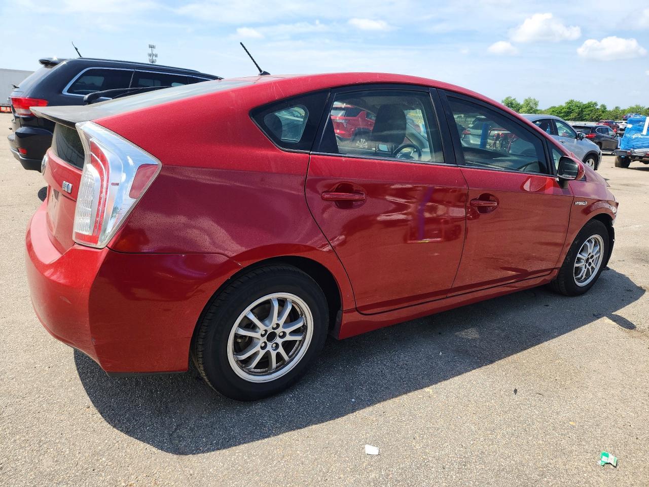 2012 Toyota Prius Two - Фото 3