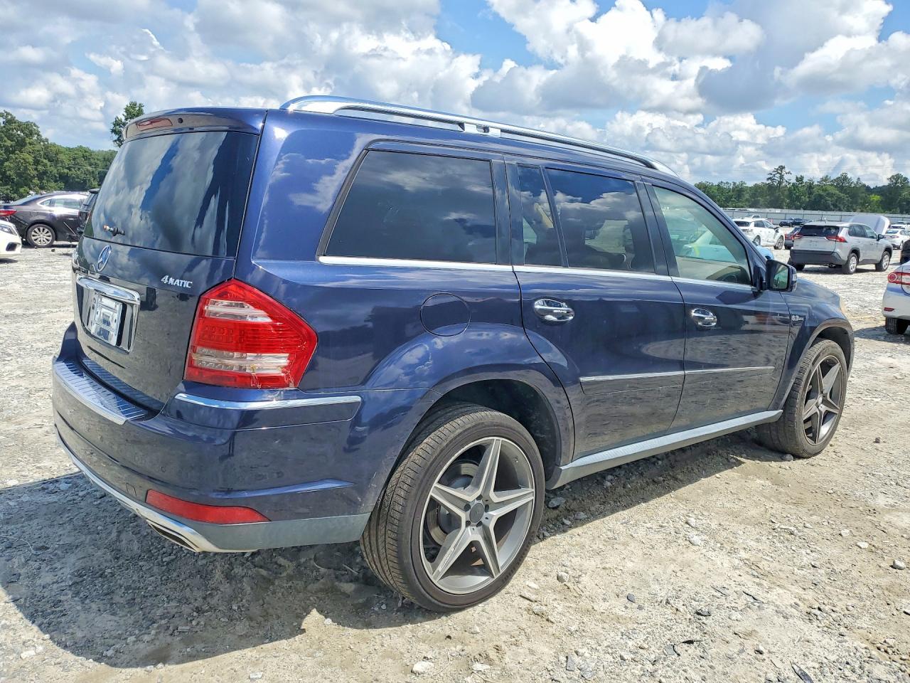 2011 Mercedes-Benz Gl450 - Image 3