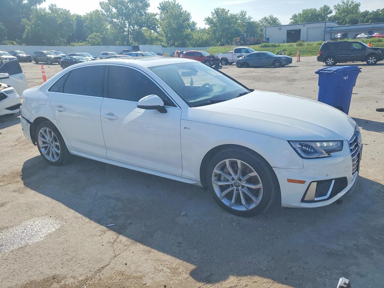 2019 Audi A4 Premium - Image 4