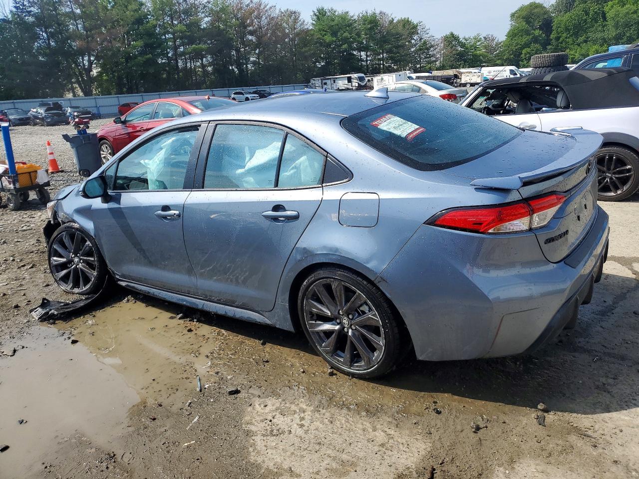 2026 Toyota Corolla Se - Image 2