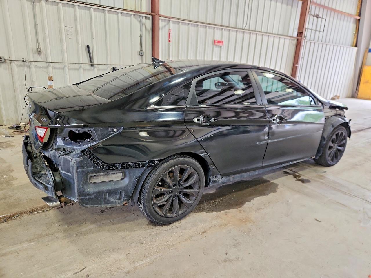 2011 Hyundai Sonata Limited 2.0T - Фото 3