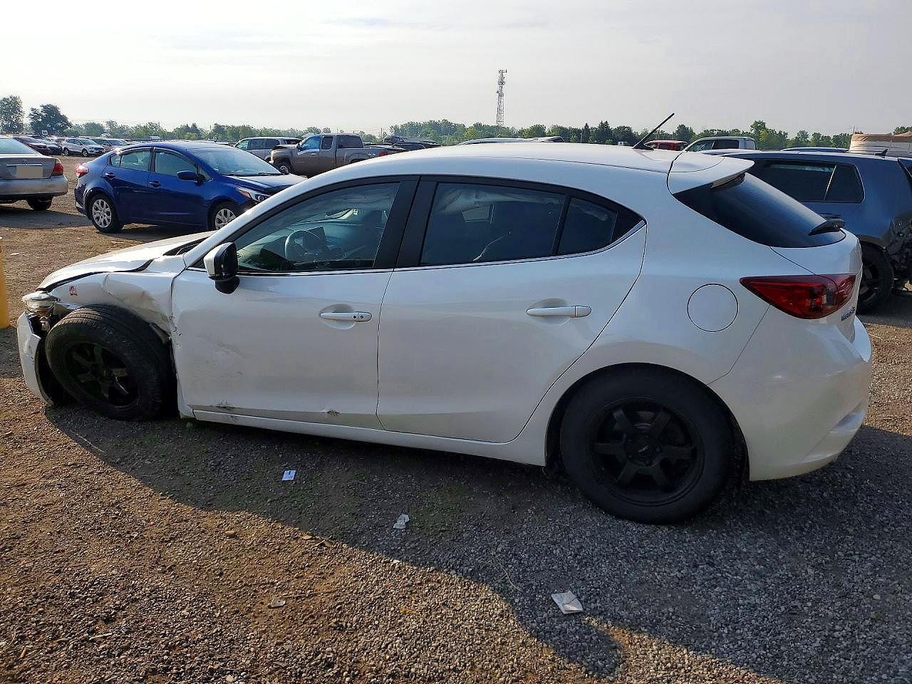 2018 Mazda 3 Touring - Image 2