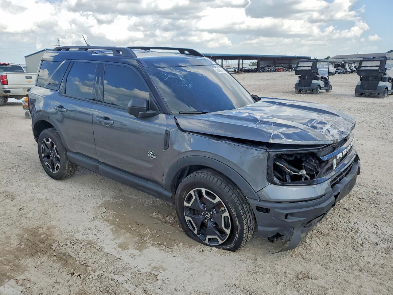2023 Ford Bronco Sport Outer Banks - Image 4