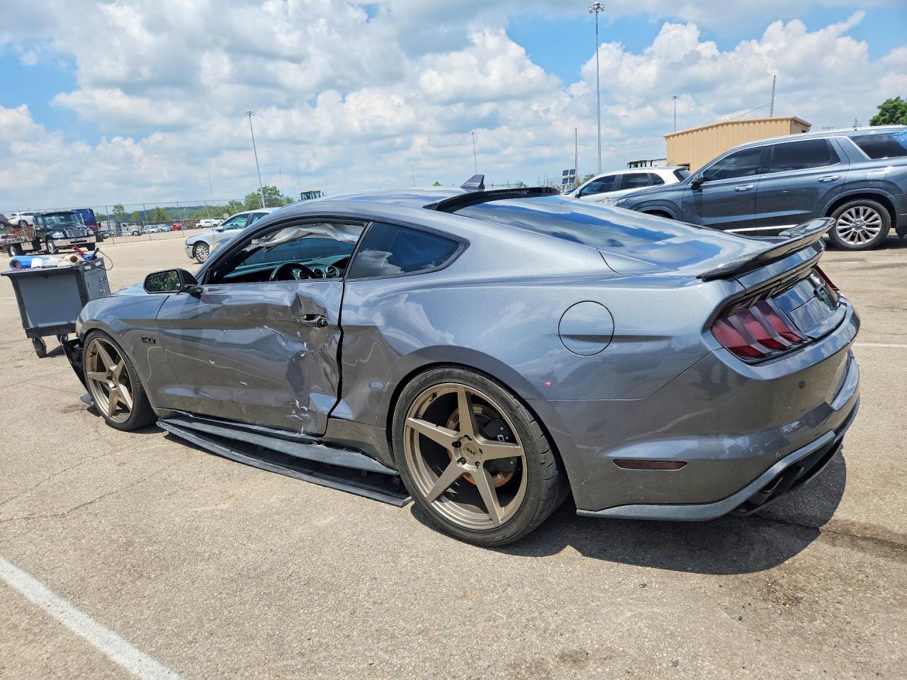 2021 Ford Mustang Gt - Image 2
