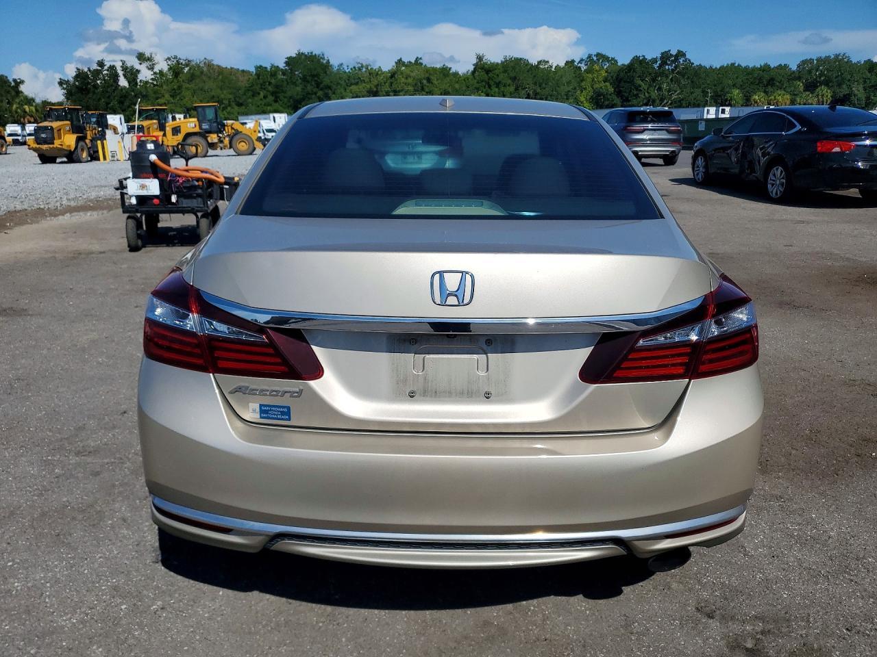 2016 Honda Accord Ex - Фото 6