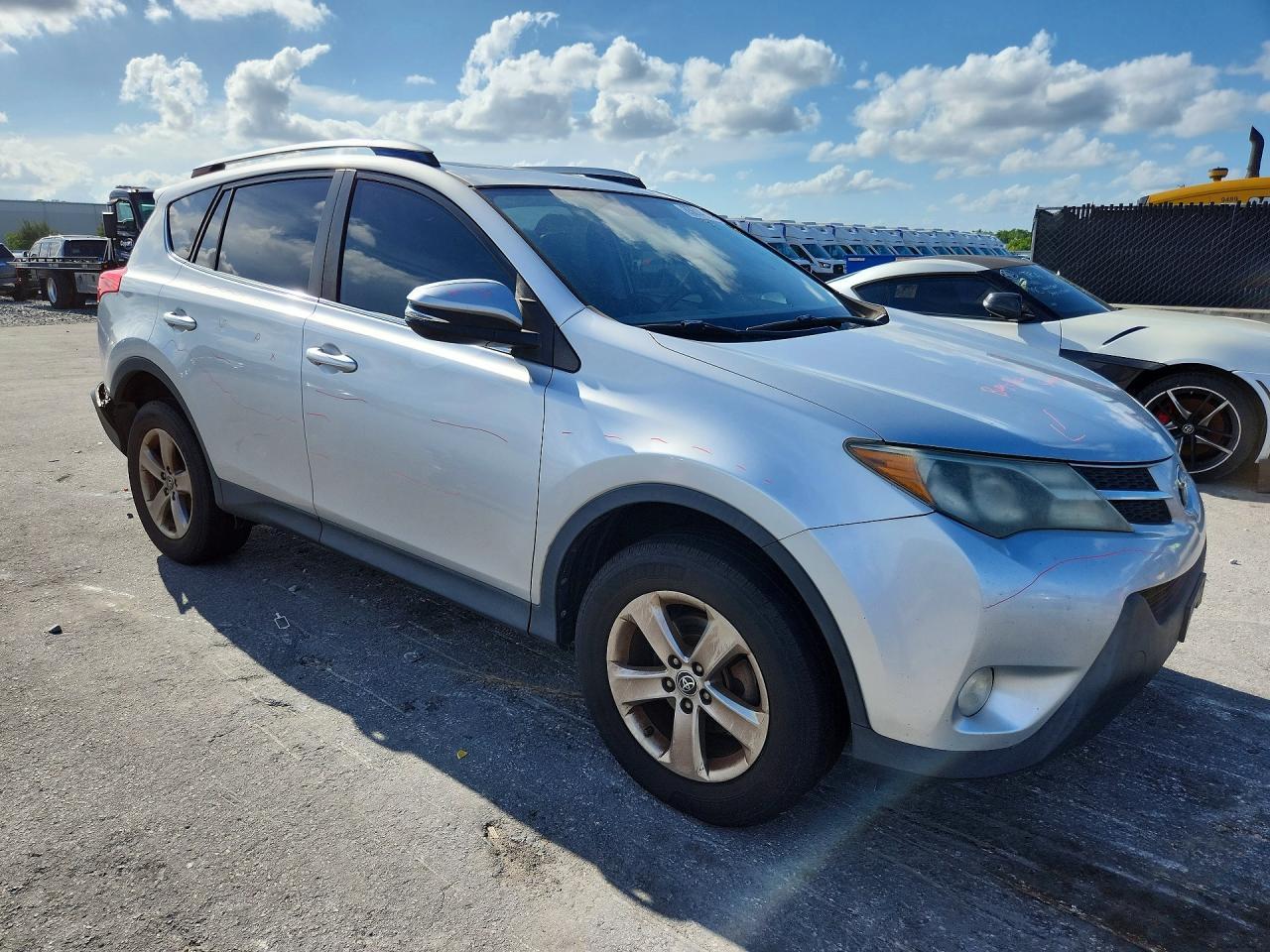 2015 Toyota Rav4 Xle - Фото 4