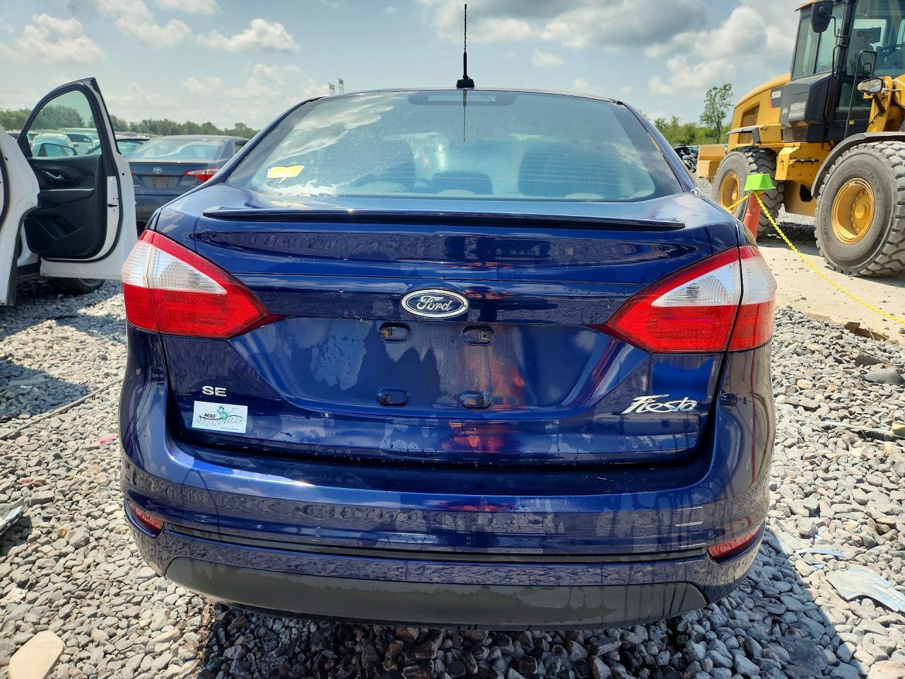 2016 Ford Fiesta Se - Фото 6