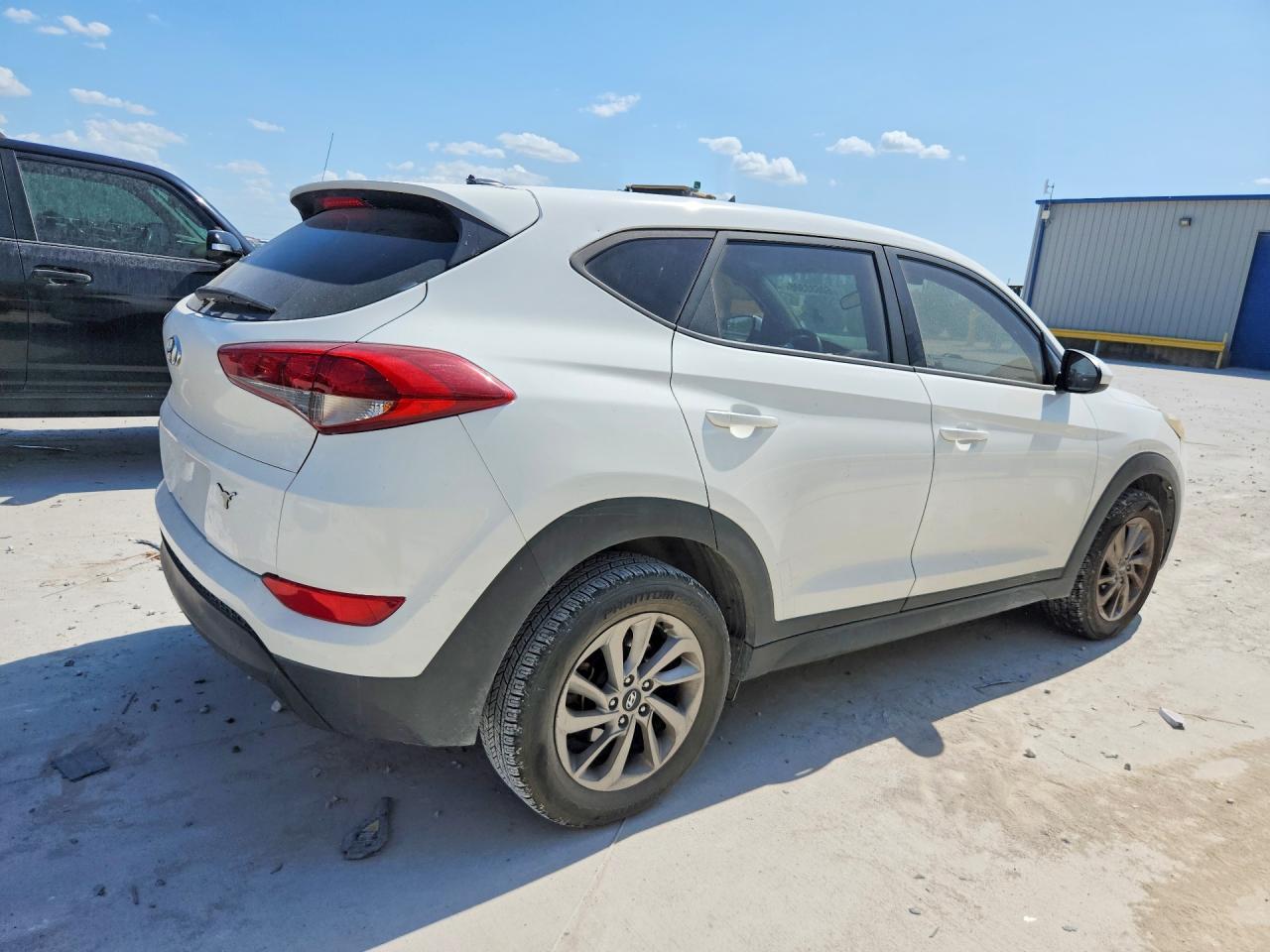 2016 Hyundai Tucson Se - Фото 3