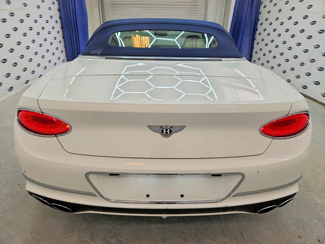 2022 Bentley Continental Gt - Фото 6