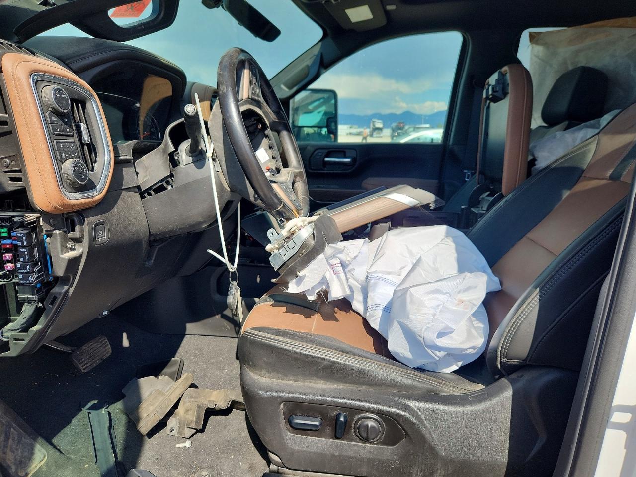 2022 Chevrolet Silverado K2500 High Country - Image 7