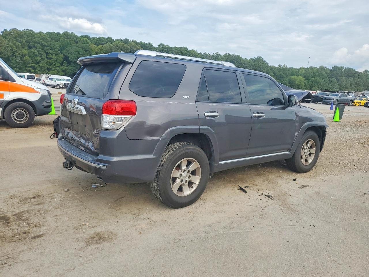 2011 Toyota 4Runner Sr5 - Фото 3