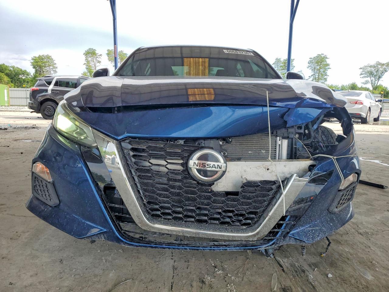 2020 Nissan Altima Sr - Фото 5