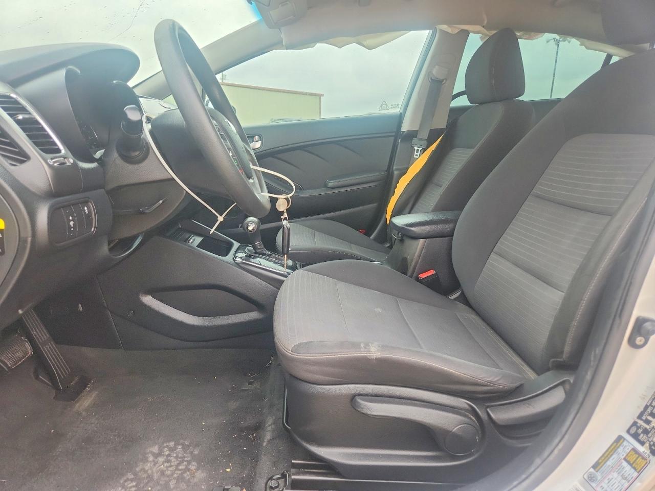 2017 Kia Forte Lx - Image 7