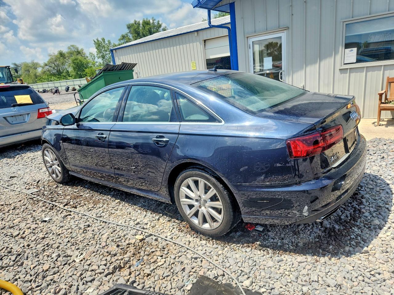 2016 Audi A6 Premium Plus - Фото 2
