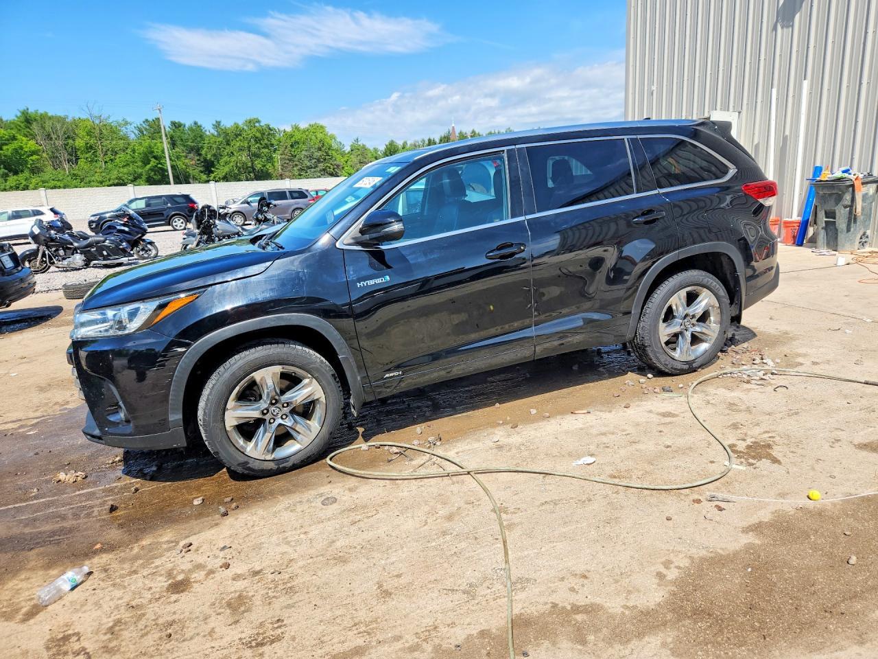 2019 Toyota Highlander Hybrid Limited Platinum