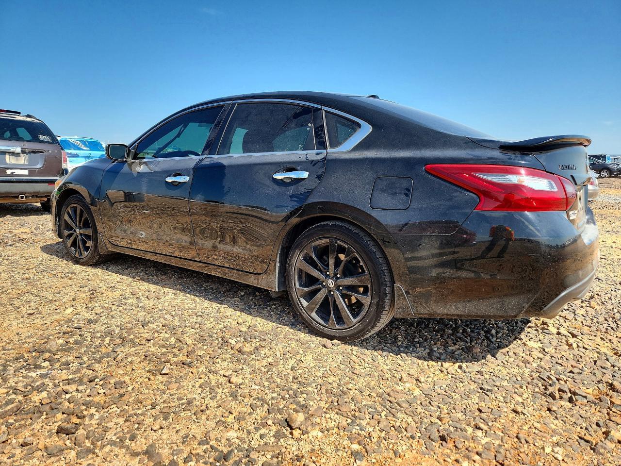 2018 Nissan Altima 2.5 Sr - Image 2