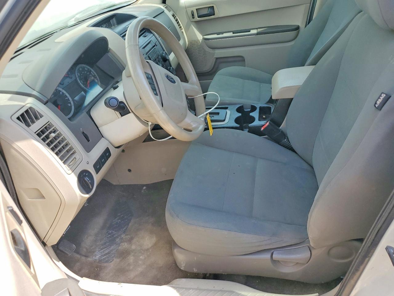 2012 Ford Escape Xls - Фото 7