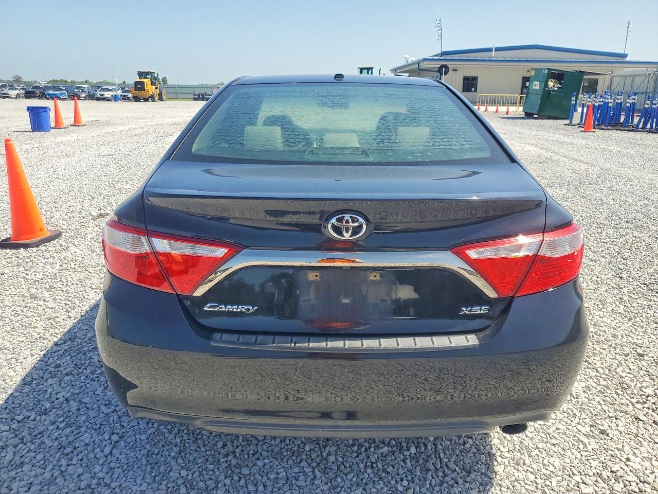 2017 Toyota Camry Xse - Фото 6