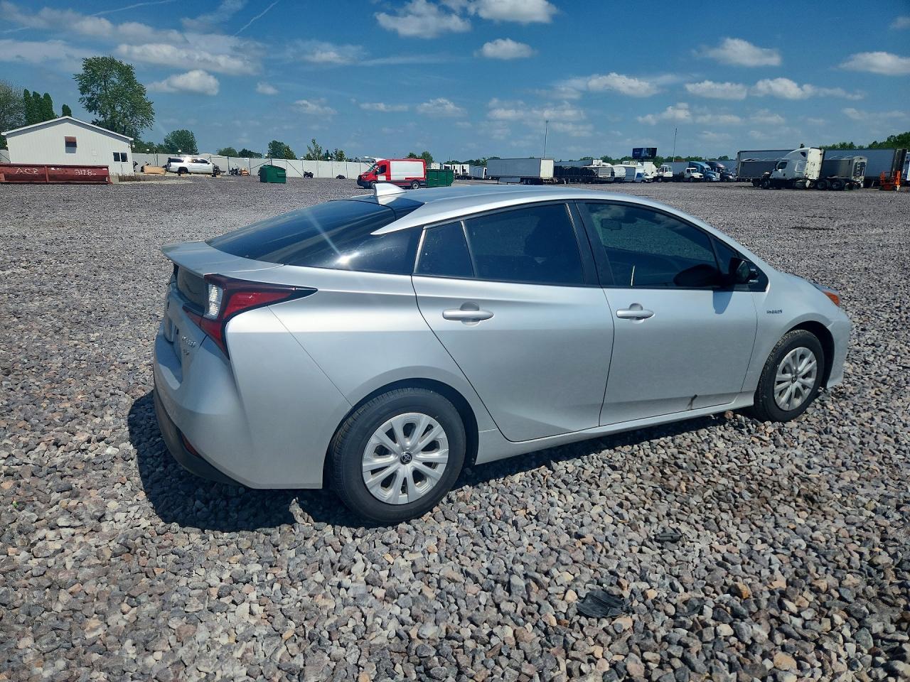2022 Toyota Prius - Image 3