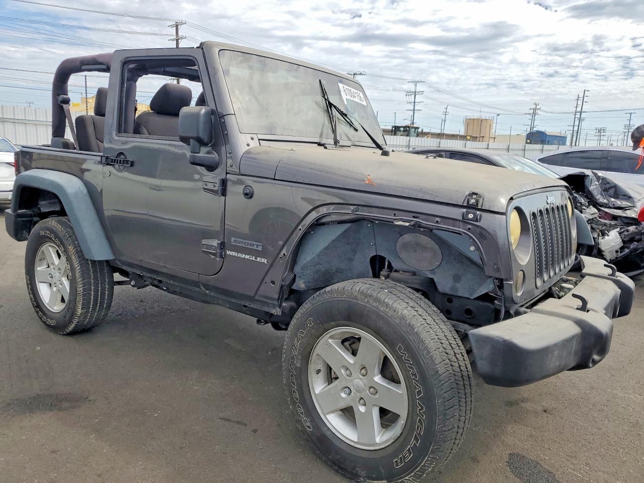 2016 Jeep Wrangler Sport - Фото 4