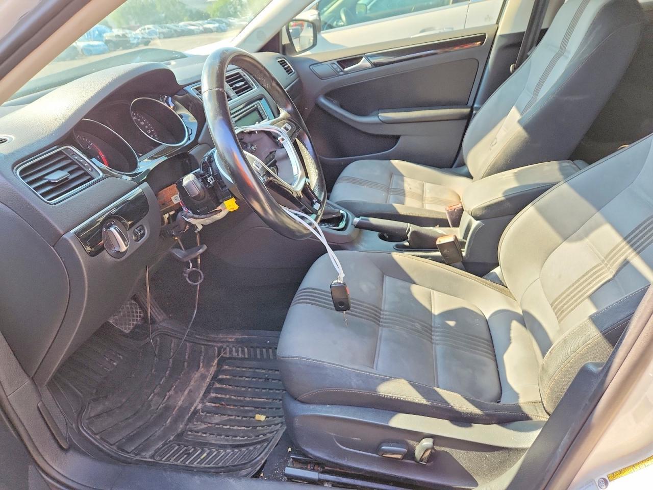 2017 Volkswagen Jetta - Фото 7