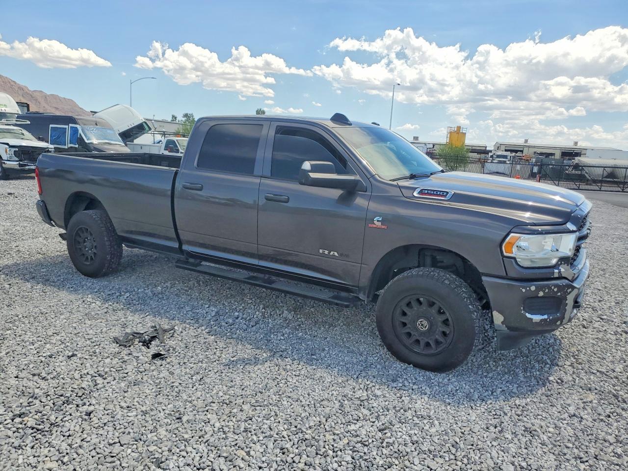 2020 Ram 3500 Tradesman - Фото 4