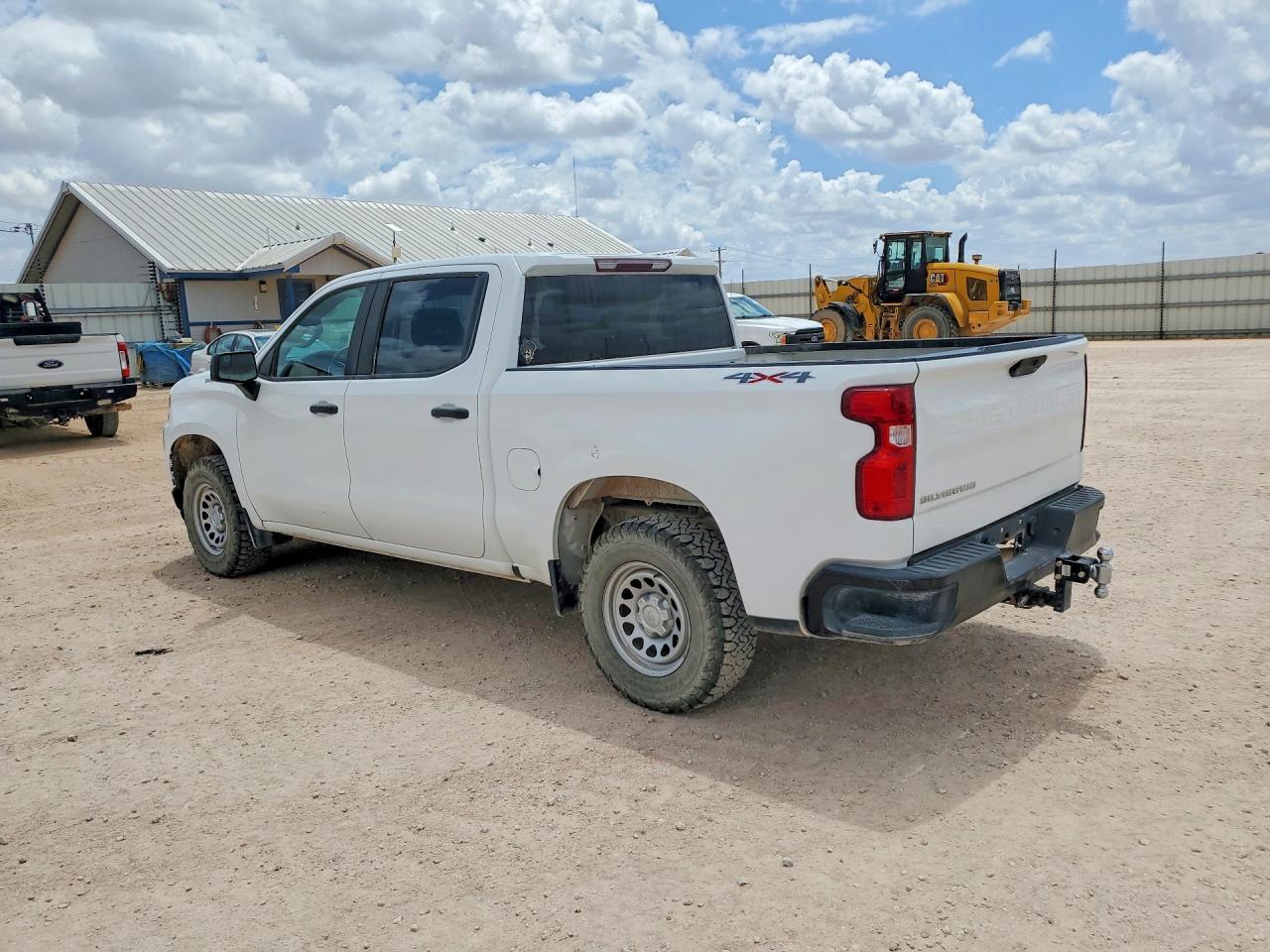 2020 Chevrolet Silverado K1500 - Фото 2