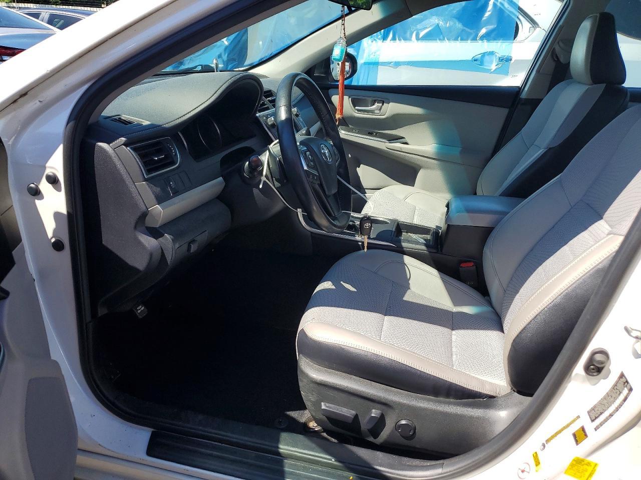 2016 Toyota Camry Se - Image 7