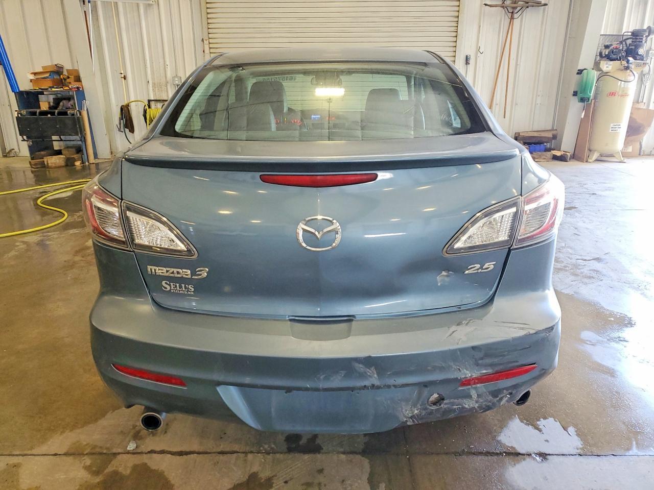 2011 Mazda 3 S - Image 6