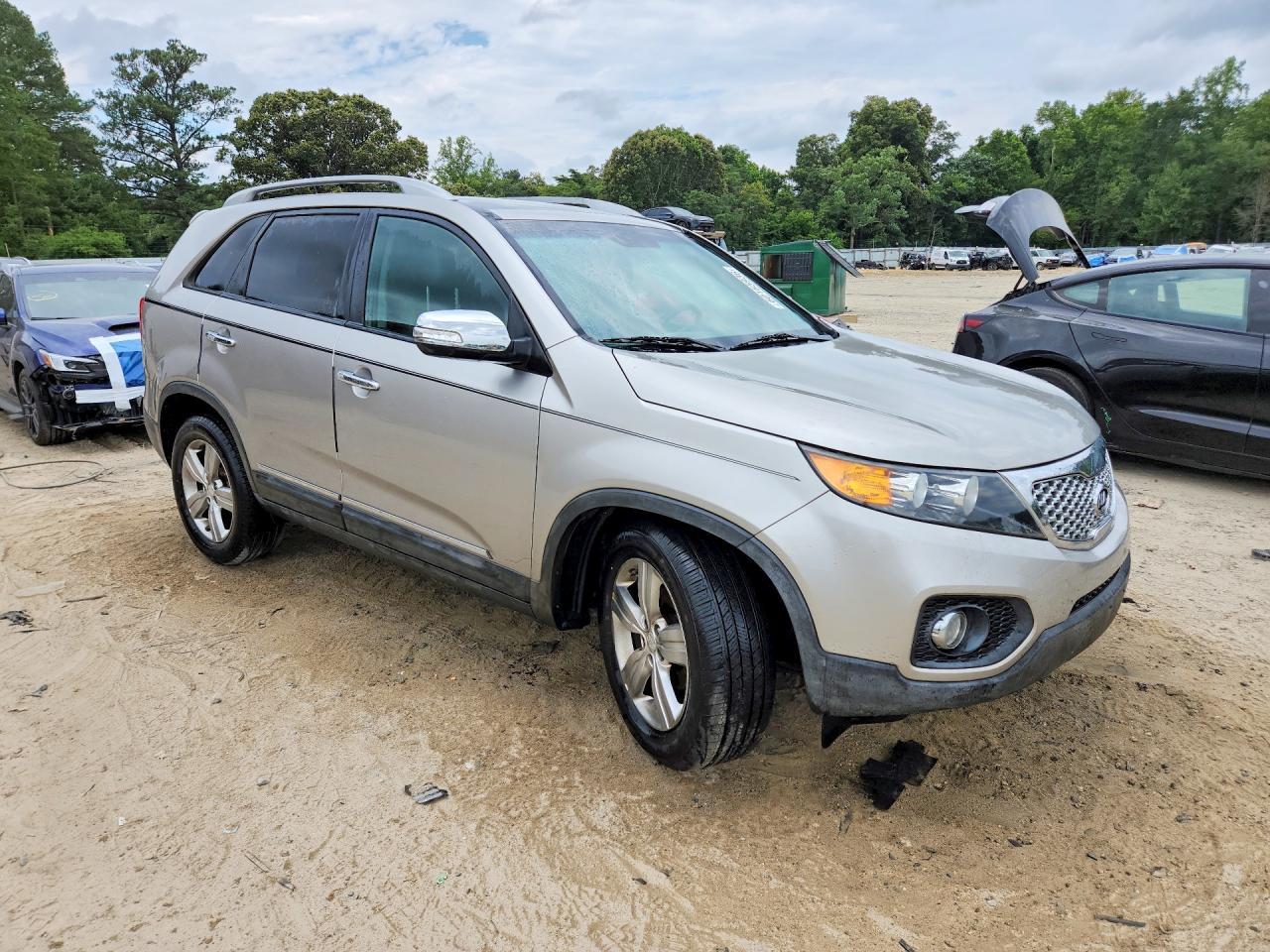 2013 Kia Sorento Ex - Image 4
