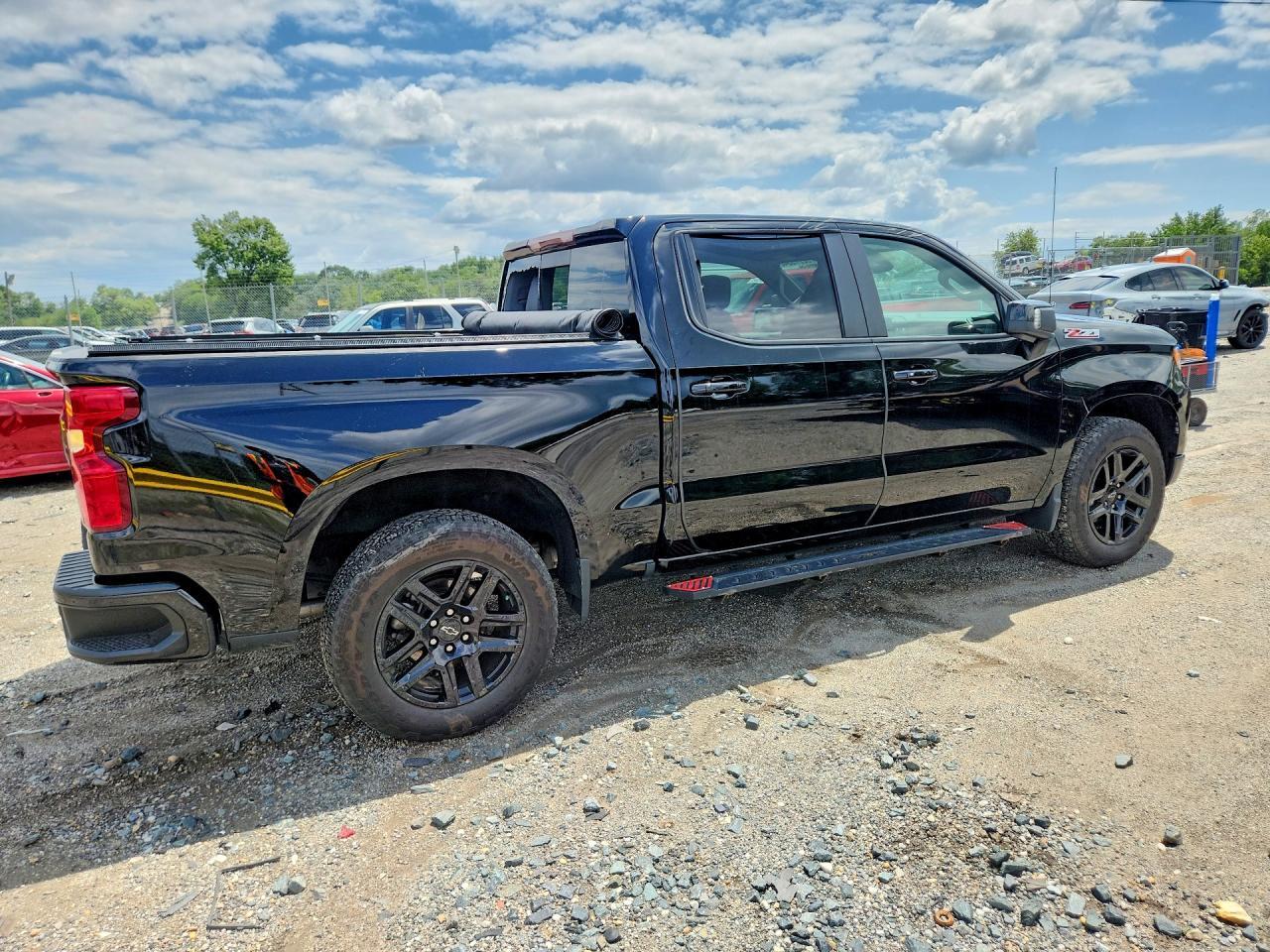 2023 Chevrolet Silverado K1500 Rst - Фото 3