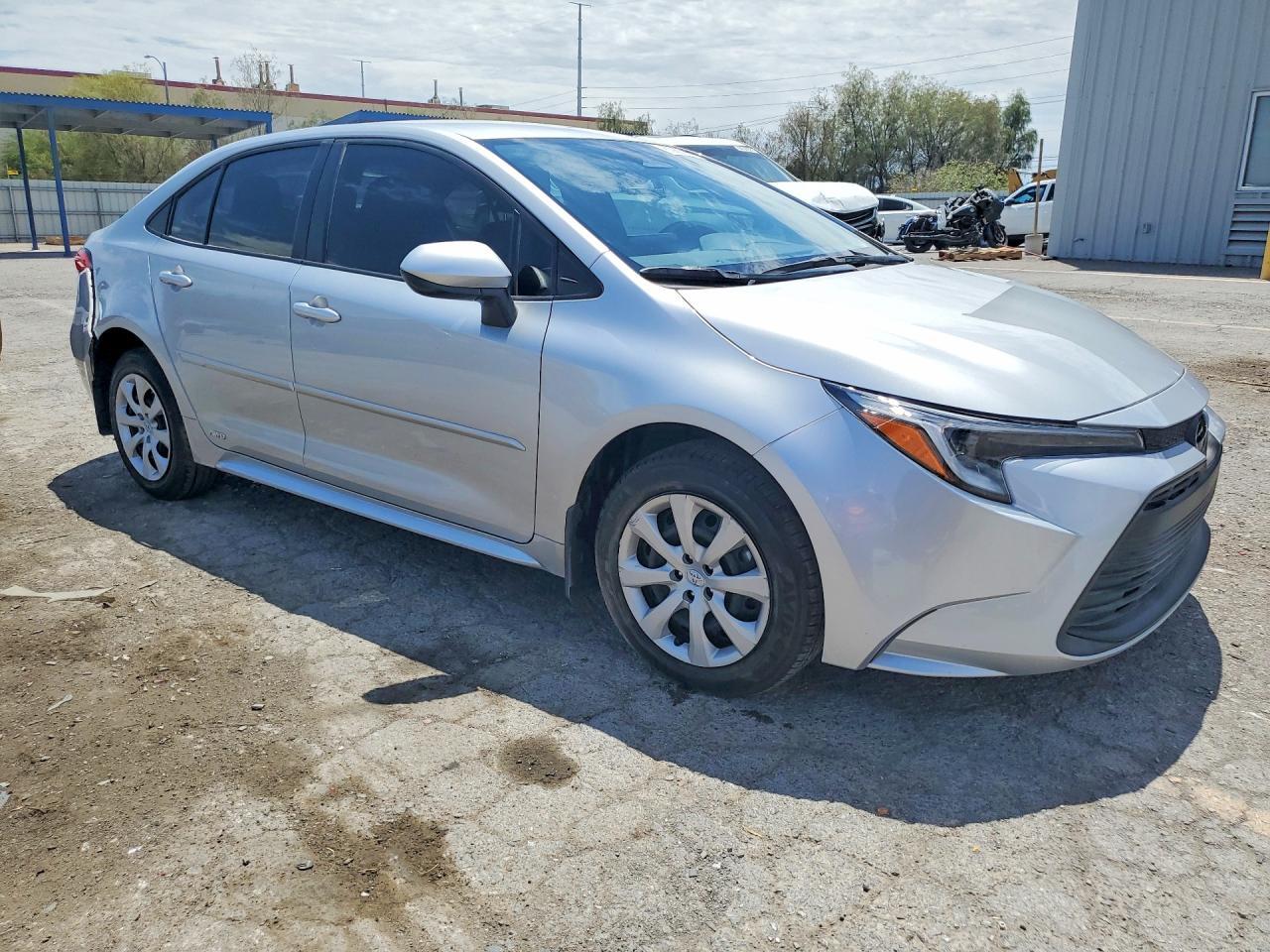 2026 Toyota Corolla Hybrid Le - Фото 4