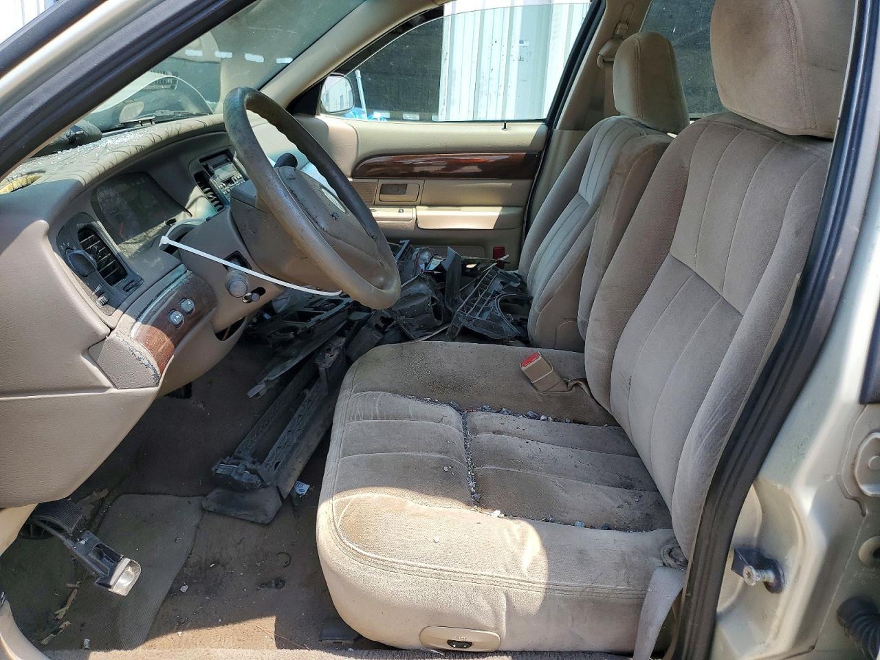 2004 Mercury Grand Marquis Gs - Image 7