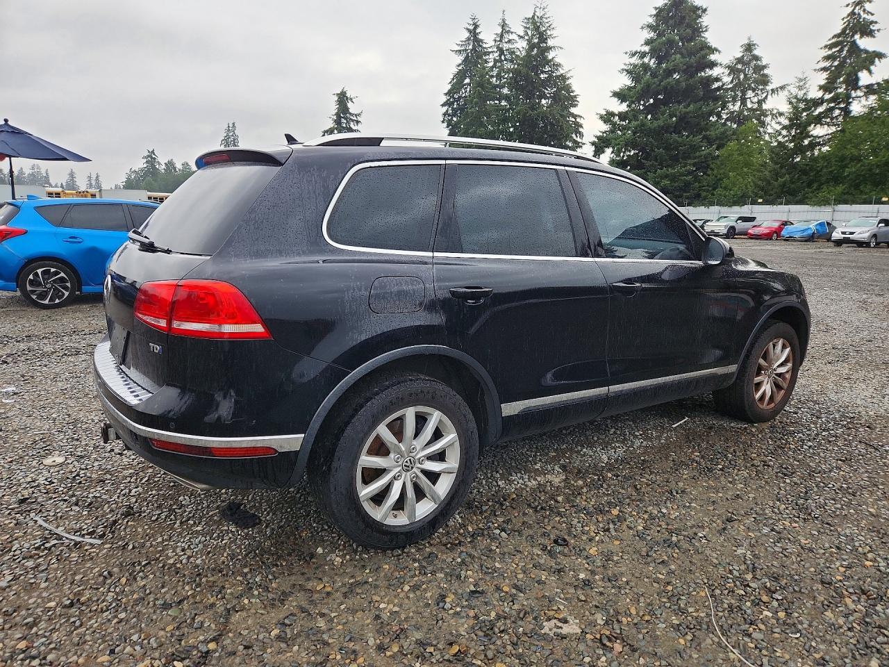 2015 Volkswagen Touareg V6 Tdi - Image 3