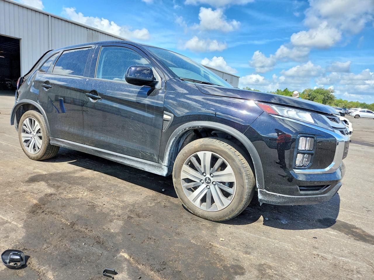 2024 Mitsubishi Outlander Sport S/Se - Фото 4