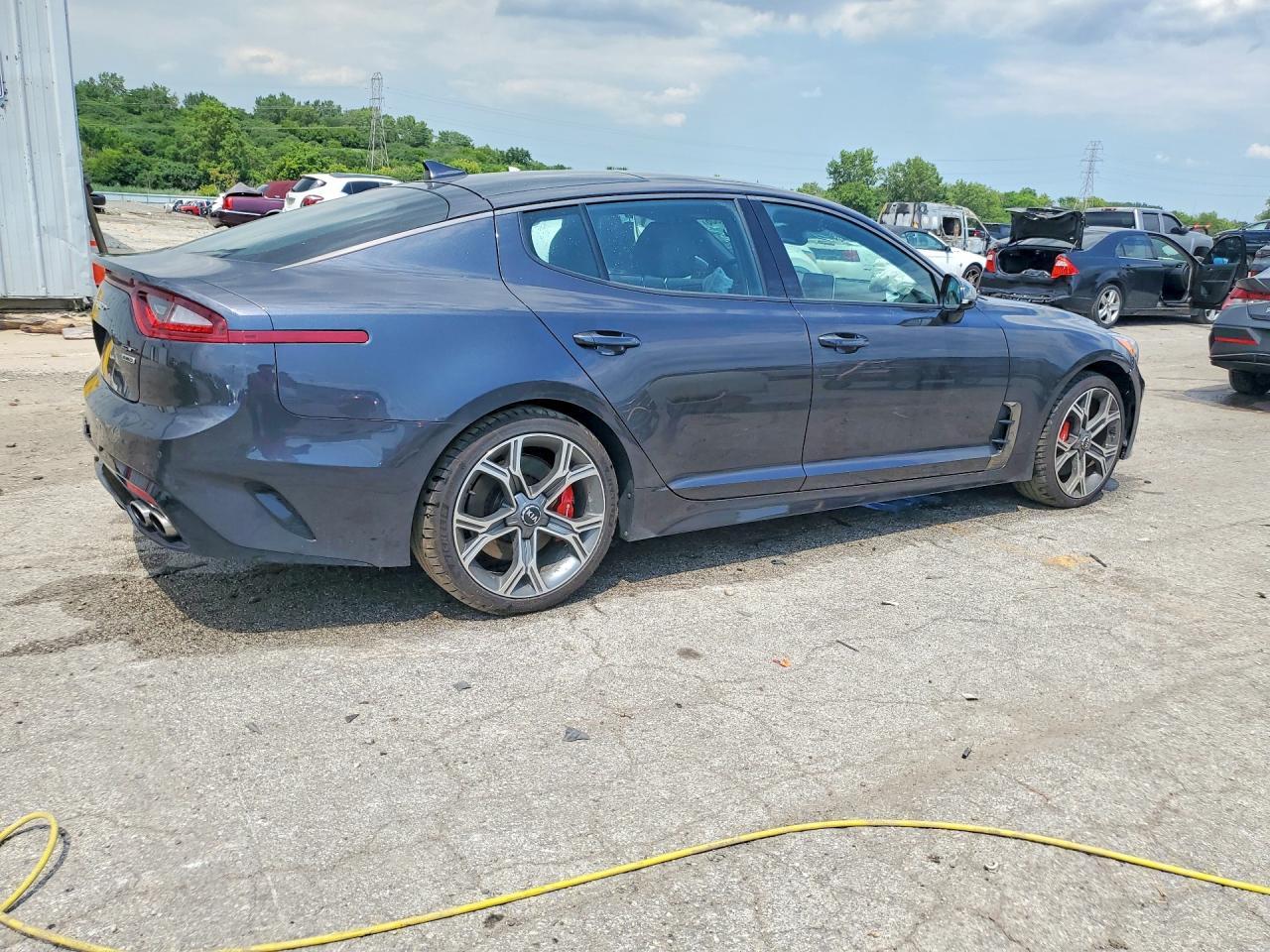 2020 Kia Stinger Gt1 - Image 3