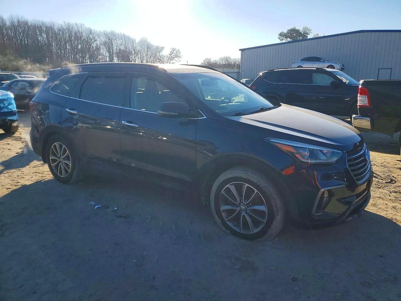 2017 Hyundai Santa Fe Se - Image 4