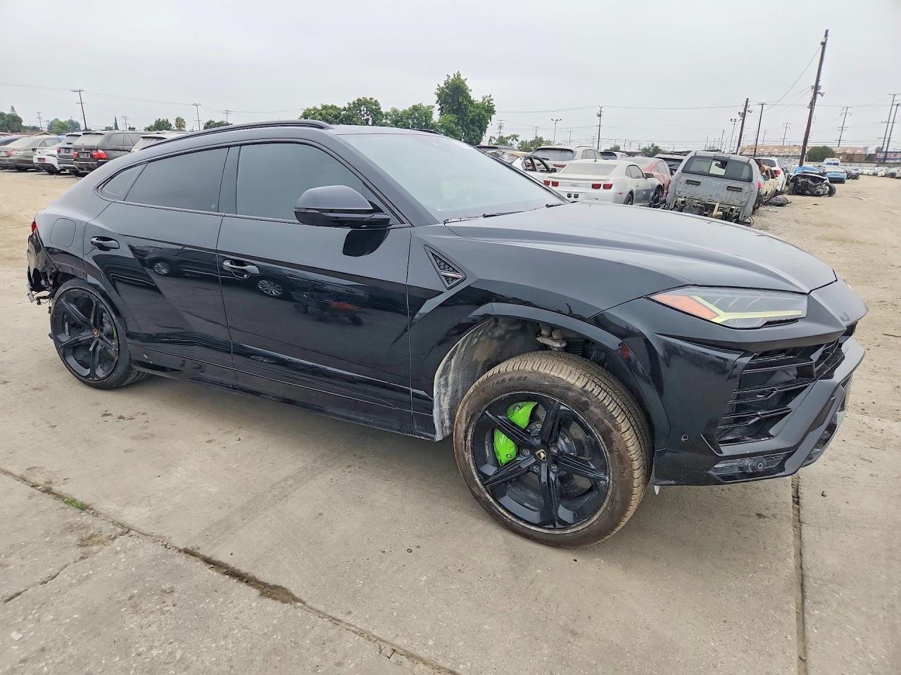 2019 Lamborghini Urus - Фото 4