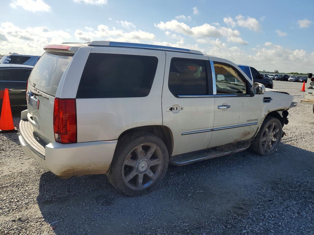 2007 Cadillac Escalade Luxury - Фото 3